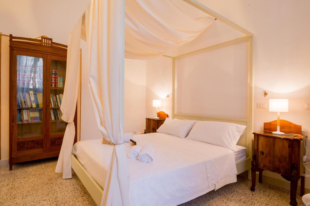 Palazzo Ashian Bed & Breakfast Acquarica del Capo Exterior photo