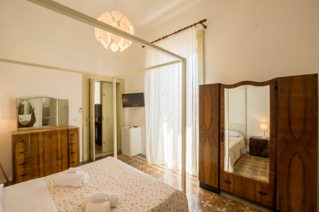 Palazzo Ashian Bed & Breakfast Acquarica del Capo Exterior photo