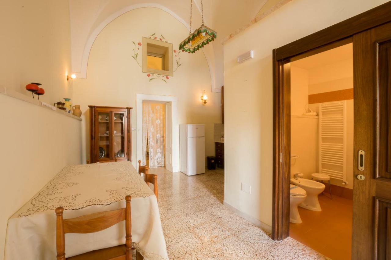 Palazzo Ashian Bed & Breakfast Acquarica del Capo Exterior photo
